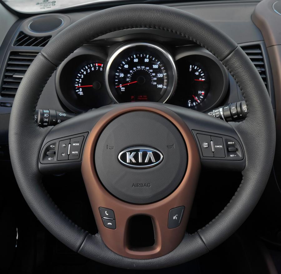  Kia Soul 2012 года  (фото 5 из 73)